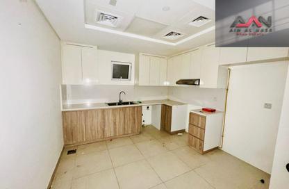 Apartment - 2 Bedrooms - 3 Bathrooms for rent in Janayen Avenue - Mirdif Hills - Mirdif - Dubai Apartment - 2 Bedrooms - 3 Bathrooms for rent in Janayen Avenue - Mirdif Hills - Mirdif - Dubai