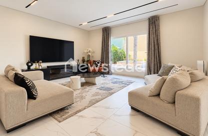 Villa - 4 - 4 for rent in Meadows 1 - Meadows - Dubai
