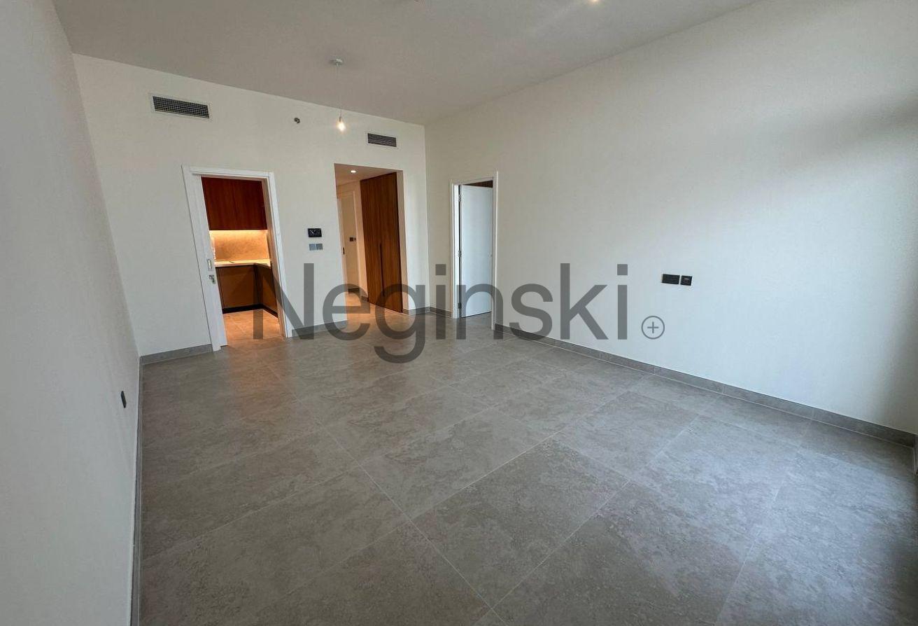 SPACIOUS 2BR | FITTED KITCHEN | BALCONY photo 4