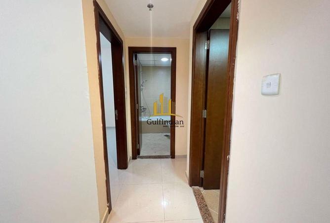 73878152 - Property Image 3