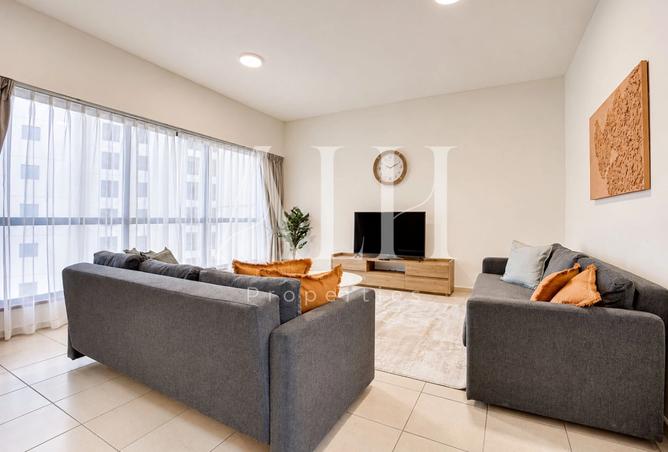 132038306 - Property Image 3