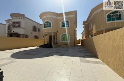 Villa - 5 Bedrooms - 7 Bathrooms for sale in Al Mowaihat 2 - Al Mowaihat - Ajman