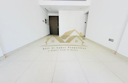 Apartment - 1 Bedroom - 2 Bathrooms for rent in Jumeirah Garden City - Al Satwa - Dubai