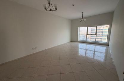 Apartment - 3 - 4 for rent in Al Khan Lagoon Tower - Al Khan Lagoon - Al Khan - Sharjah