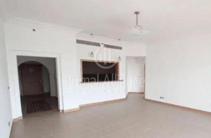 Apartment - 2 Bedrooms - 2 Bathrooms for sale in Al Msalli - Shoreline Apartments - Palm Jumeirah - Dubai
