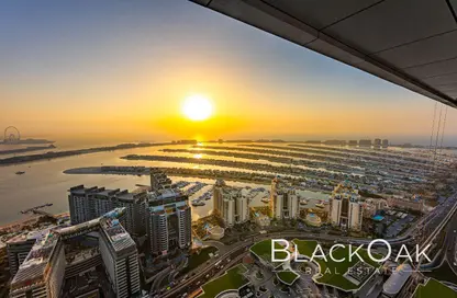 Apartment - 2 Bedrooms - 3 Bathrooms for rent in The Palm Tower - Palm Jumeirah - Dubai