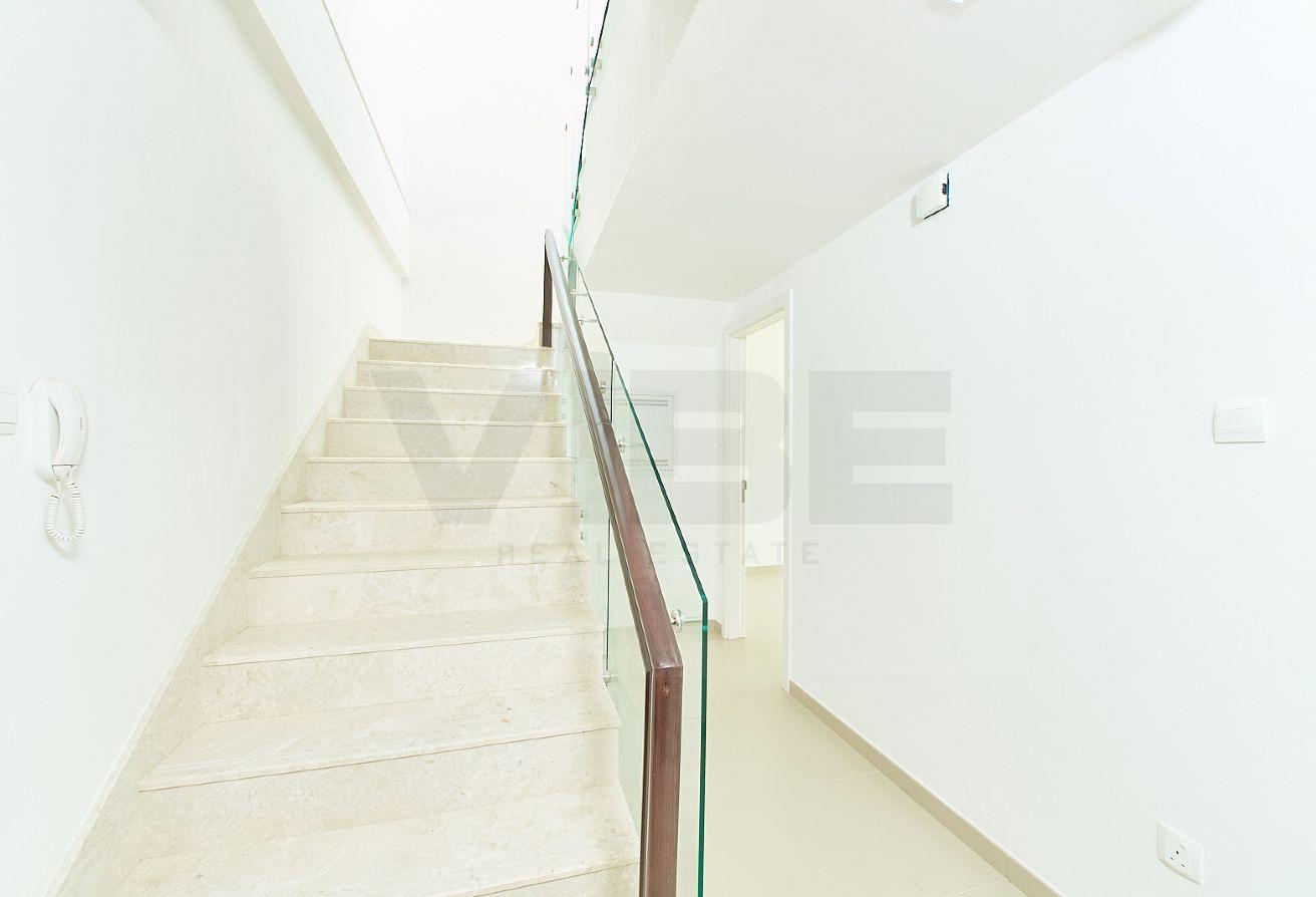 Ready Duplex for sale I Close to the Wynn Casino