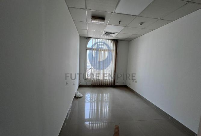 76968837 - Property Image 3