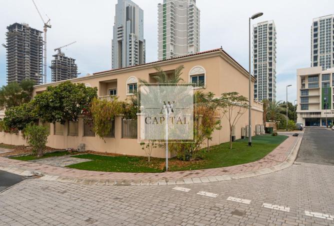 77780421 - Property Image 3