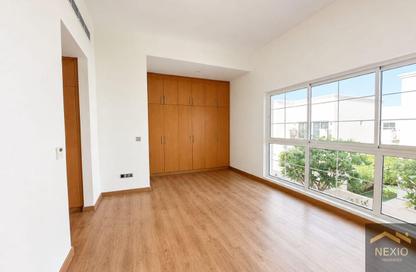 Villa - 4 Bedrooms - 5 Bathrooms for rent in Nad Al Sheba Villas - Nad Al Sheba 3 - Nad Al Sheba - Dubai