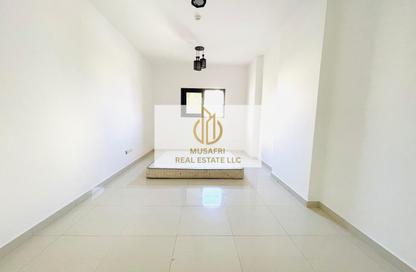 Apartment - 1 Bedroom - 2 Bathrooms for rent in Muwailih Building - Muwaileh - Sharjah