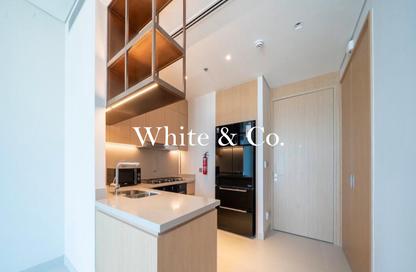 Apartment - 3 Bedrooms - 3 Bathrooms for sale in Vida Dubai Mall Tower 2 - Vida Residences Dubai Mall - Downtown Dubai - Dubai