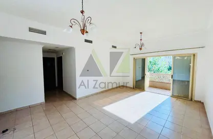 شقة - غرفة نوم - 2 حمامات للايجار في مساكن إيوان - مجمع دبي للاستثمار - دبي