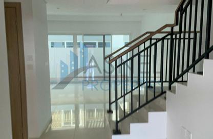 Townhouse - 4 - 4 for rent in Camelia - Damac Hills 2 - Dubai Townhouse - 4 - 4 for rent in Camelia - Damac Hills 2 - Dubai