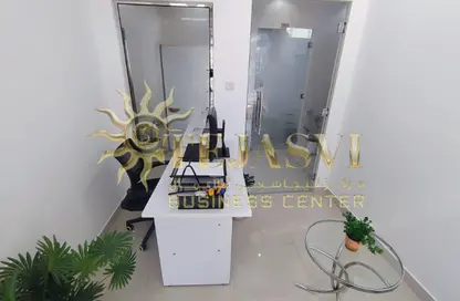 مكتب - غرفة نوم - 1 حمام للايجار في بناية الرستماني - بورسعيد - ديرة - دبي مكتب - غرفة نوم - 1 حمام للايجار في بناية الرستماني - بورسعيد - ديرة - دبي