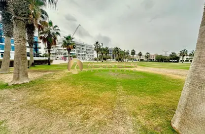 شقة - 1 حمام للايجار في اميرالد فيجن تاور - مثلث قرية جميرا - دبي