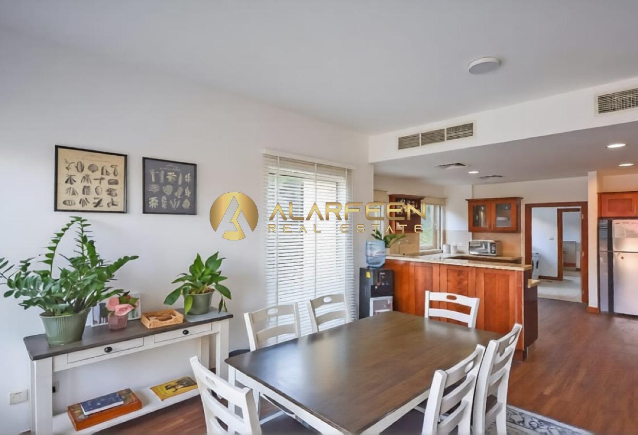 WELL KEPT 3-BR | PRIME LOCATION | LANDSCAPE GARDEN photo 10