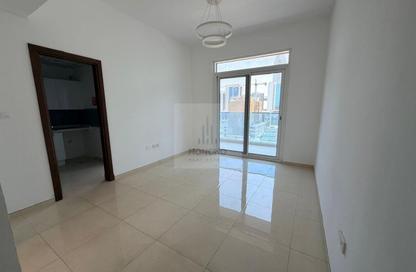 Apartment - 1 Bedroom - 2 Bathrooms for rent in Jumeirah Garden City - Al Satwa - Dubai
