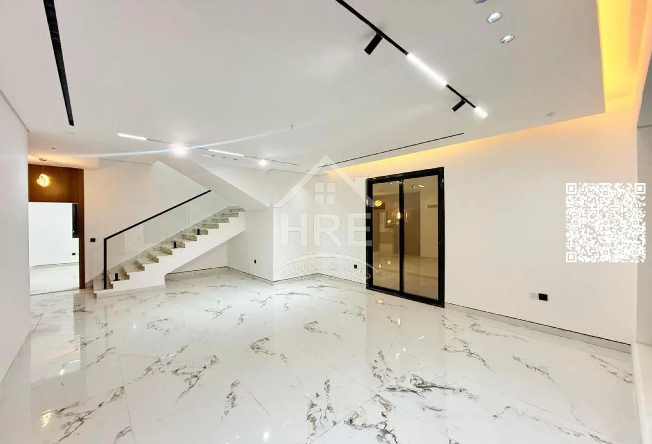 84087300 - Property Main Image