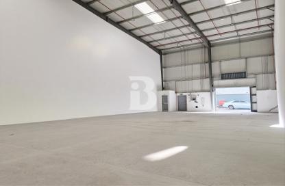 Warehouse - Studio for rent in Al Quoz 2 - Al Quoz - Dubai