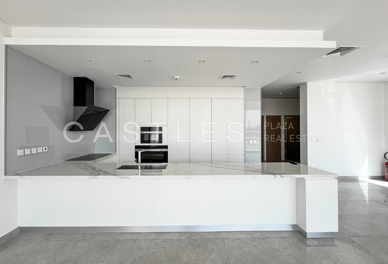 Spacious 4 Bedroom Villa | For Rent photo 3