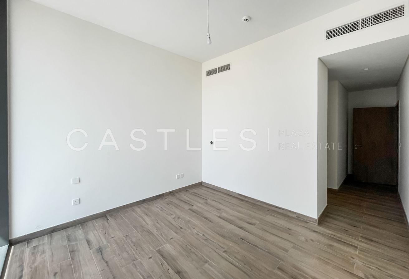 Spacious 4 Bedroom Villa | For Rent photo 18