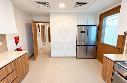 Villa - 3 - 5 for sale in Toledo - Bloom Living - Zayed City (Khalifa City C) - Khalifa City - Abu Dhabi Villa - 3 - 5 for sale in Toledo - Bloom Living - Zayed City (Khalifa City C) - Khalifa City - Abu Dhabi