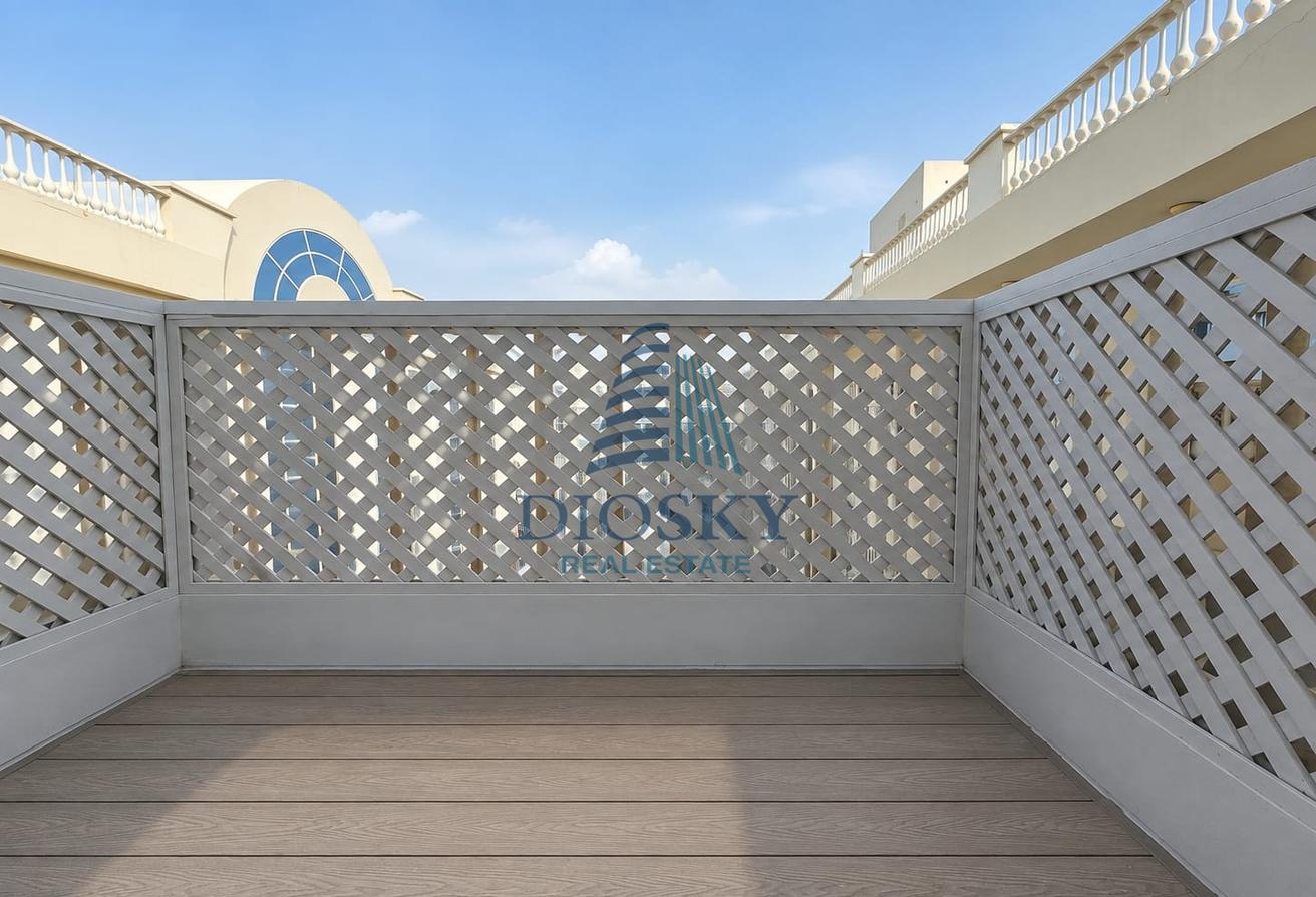 Pool View | Chiller Free | 12 Cheques photo 11