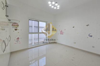 Apartment - 3 Bedrooms - 4 Bathrooms for rent in Al Wasl House - Jumeirah 1 - Jumeirah - Dubai
