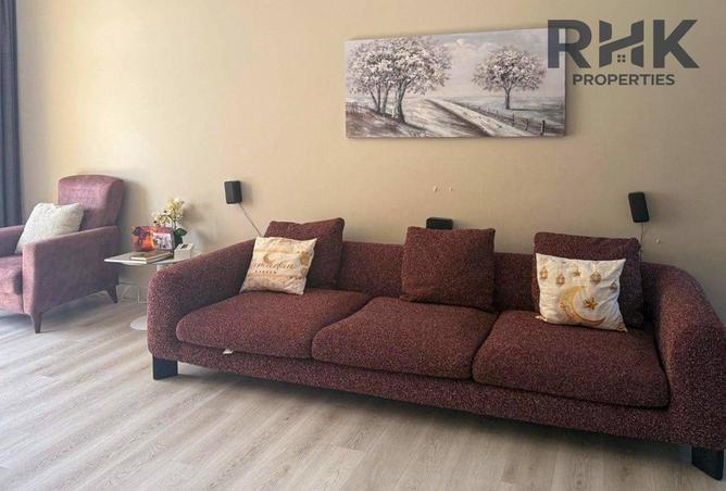 107300600 - Property Image 3