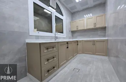 Apartment - 2 Bedrooms - 2 Bathrooms for rent in Shakhbout City - Abu Dhabi