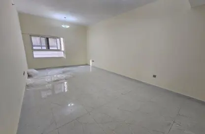 شقة - 2 غرف نوم - 3 حمامات للايجار في الند - القاسمية - الشارقة