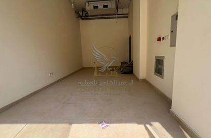 Shop - Studio - 1 for rent in Al Qulaya'ah - Al Sharq - Sharjah Shop - Studio - 1 for rent in Al Qulaya'ah - Al Sharq - Sharjah