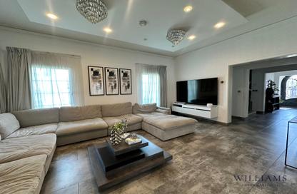 Villa - 3 - 4 for sale in Arabian Villas - District 8 - Jumeirah Village Triangle - Dubai Villa - 3 - 4 for sale in Arabian Villas - District 8 - Jumeirah Village Triangle - Dubai