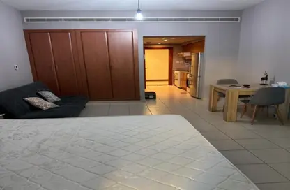 Apartment - Studio - 1 Bathroom for rent in Al Dhafra 4 - Al Dhafra - Greens - Dubai