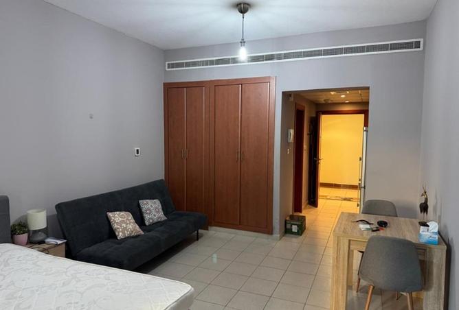 76586181 - Property Image 2