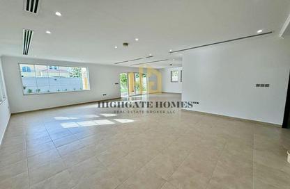 Villa - 4 Bedrooms - 5 Bathrooms for sale in Jumeirah Park - Dubai