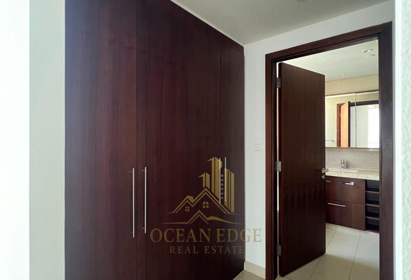Spacious 3BR | Unfurnished | Mid Floor photo 7
