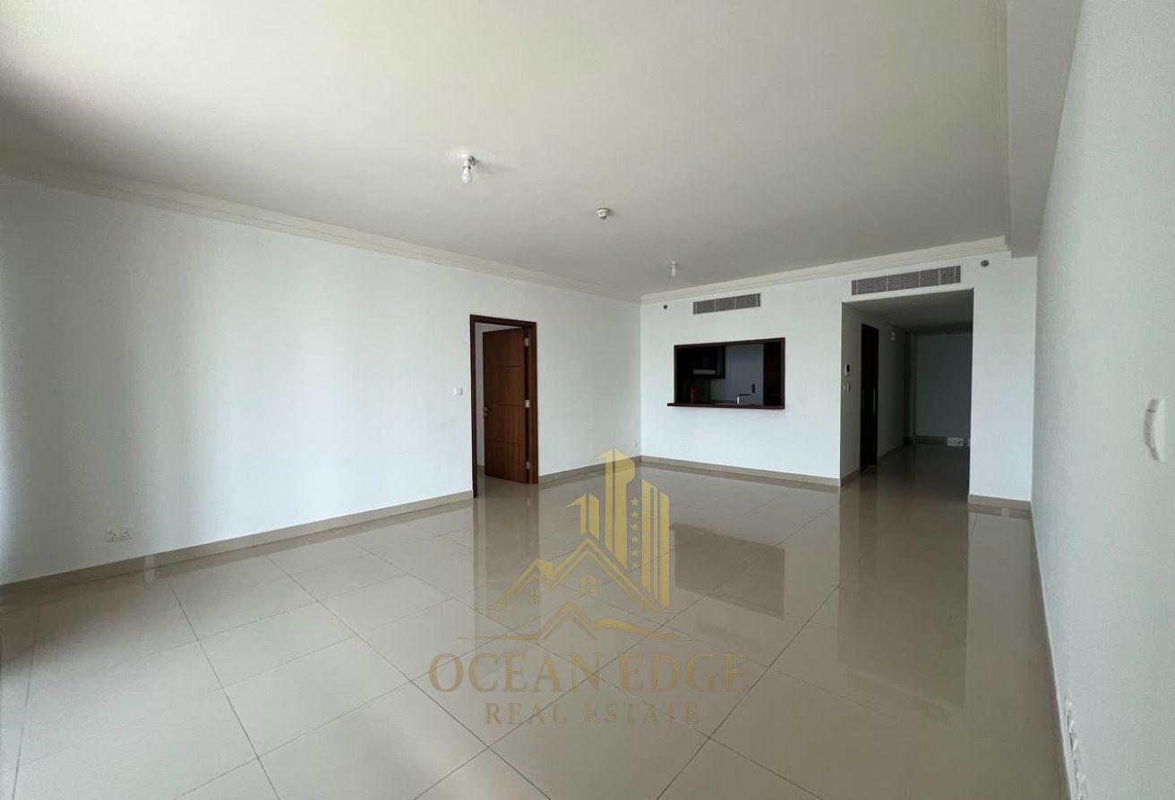 Spacious 3BR | Unfurnished | Mid Floor photo 2