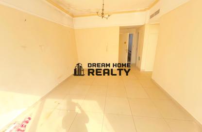 Apartment - 1 Bedroom - 2 Bathrooms for rent in Future tower 2 - Al Khan - Sharjah Apartment - 1 Bedroom - 2 Bathrooms for rent in Future tower 2 - Al Khan - Sharjah