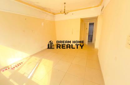 Apartment - 1 Bedroom - 2 Bathrooms for rent in Future tower 2 - Al Khan - Sharjah Apartment - 1 Bedroom - 2 Bathrooms for rent in Future tower 2 - Al Khan - Sharjah