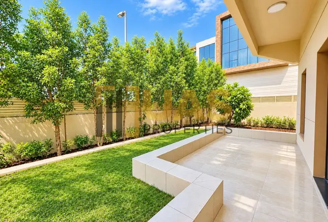 165593311 - Property Image 2