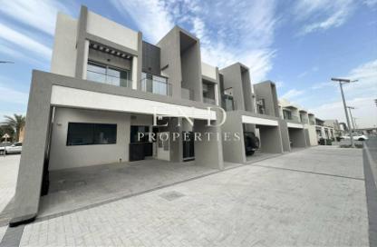Villa - 4 Bedrooms - 5 Bathrooms for rent in Al Furjan West - Al Furjan - Dubai