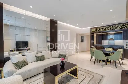 Apartment - 3 Bedrooms - 4 Bathrooms for sale in Upper Crest - Downtown Dubai - Dubai