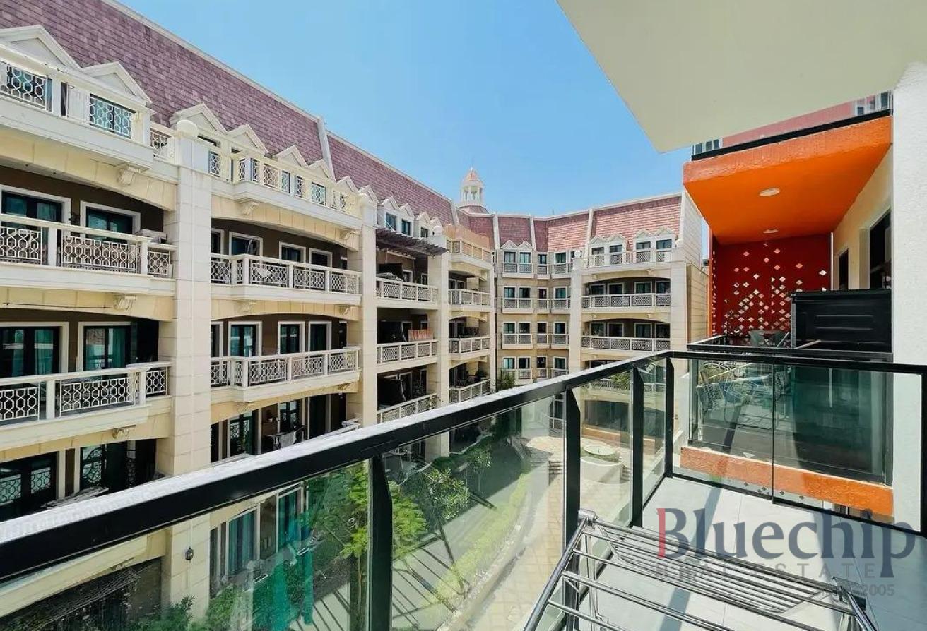 Bright and Spacious | Modern Living | Book Now photo 5