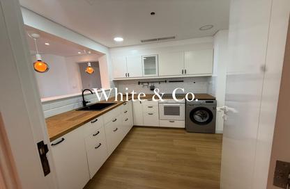 Apartment - 2 Bedrooms - 3 Bathrooms for rent in Marina Residences 4 - Marina Residences - Palm Jumeirah - Dubai