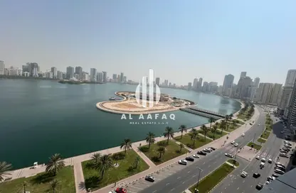 Apartment - 4 Bedrooms - 4 Bathrooms for rent in Blue Tower - Al Majaz 3 - Al Majaz - Sharjah