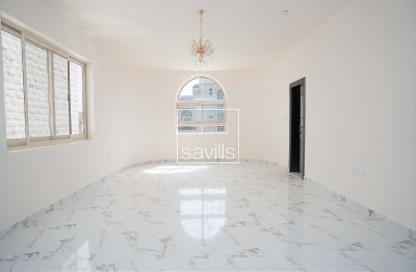 Villa - 7 Bedrooms - 5 Bathrooms for rent in Hadbat Al Zafranah - Muroor Area - Abu Dhabi Villa - 7 Bedrooms - 5 Bathrooms for rent in Hadbat Al Zafranah - Muroor Area - Abu Dhabi