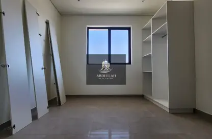 شقة - 2 غرف نوم - 2 حمامات للايجار في سراب 2 - الجادة - الشارقة