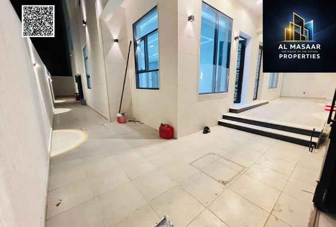 105129002 - Property Image 2
